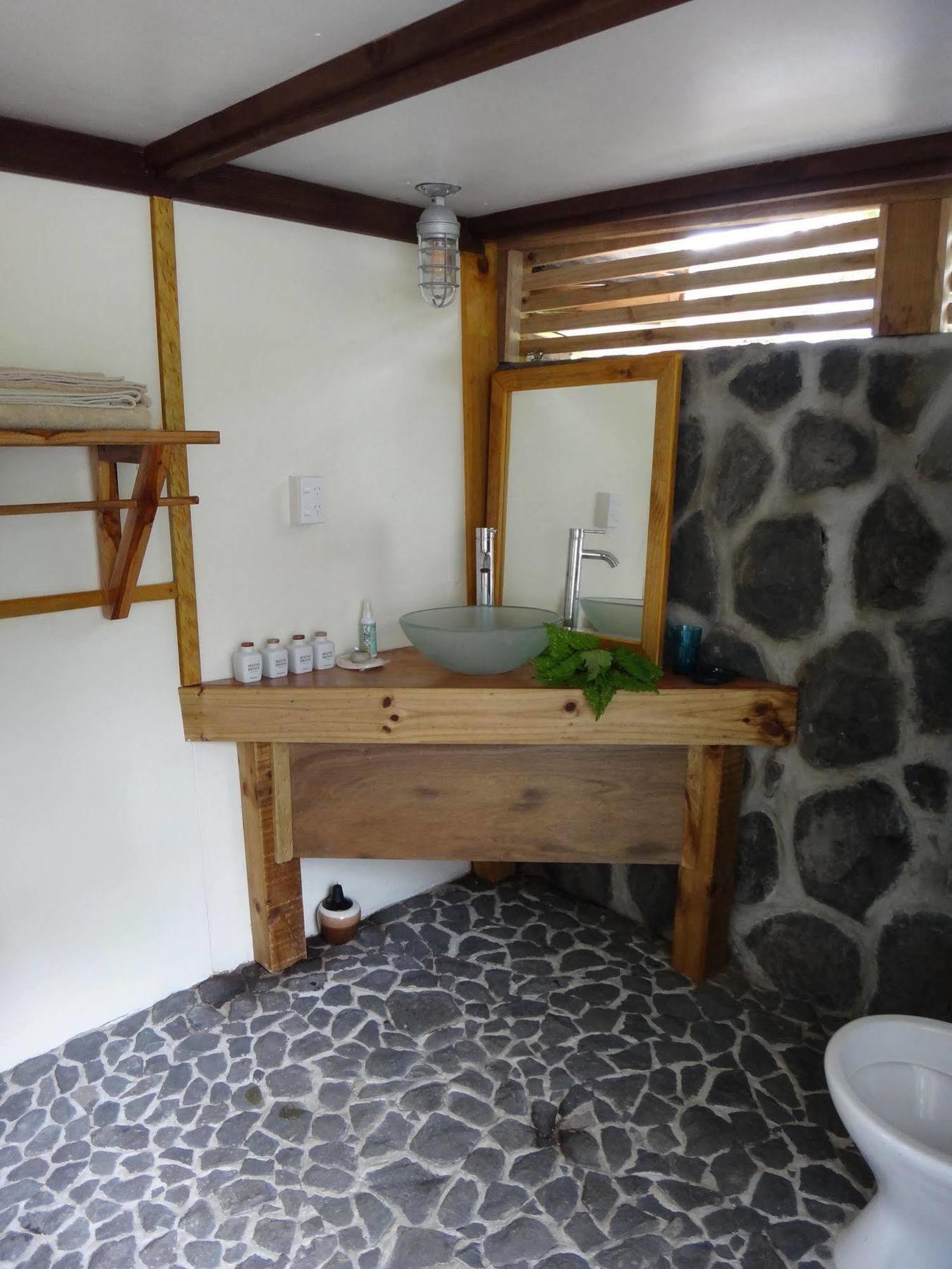 Aganoa Lodge Samoa Salelologa Ngoại thất bức ảnh
